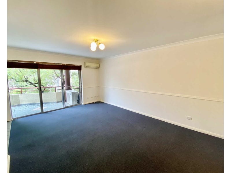 28/132-140 Station ST, Wentworthville NSW 2145