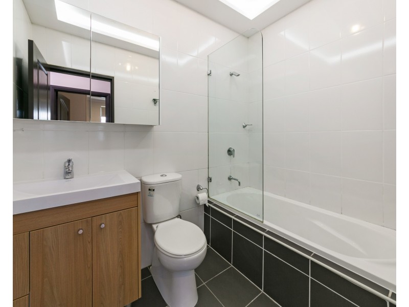 13/12-14 Darcy Rd, Westmead NSW 2145