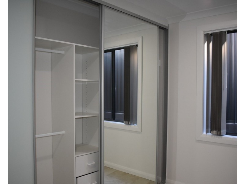 6/8 Carinya Rd, Girraween NSW 2145