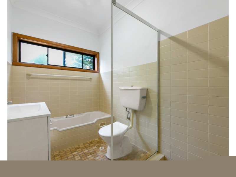 31 Claremont St, Merrylands NSW 2160