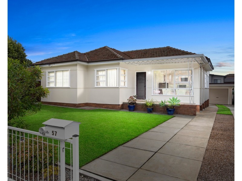 57 Birmingham St, Merrylands NSW 2160