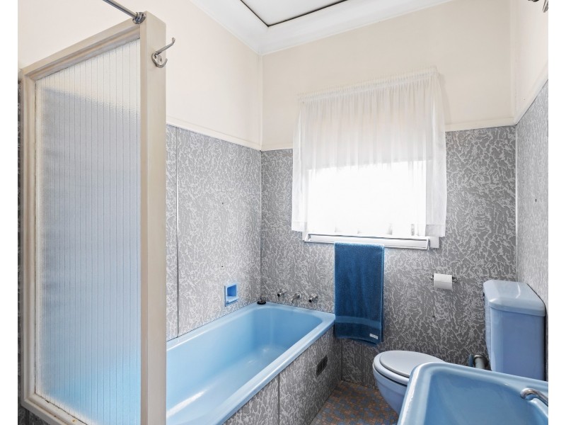 57 Birmingham St, Merrylands NSW 2160