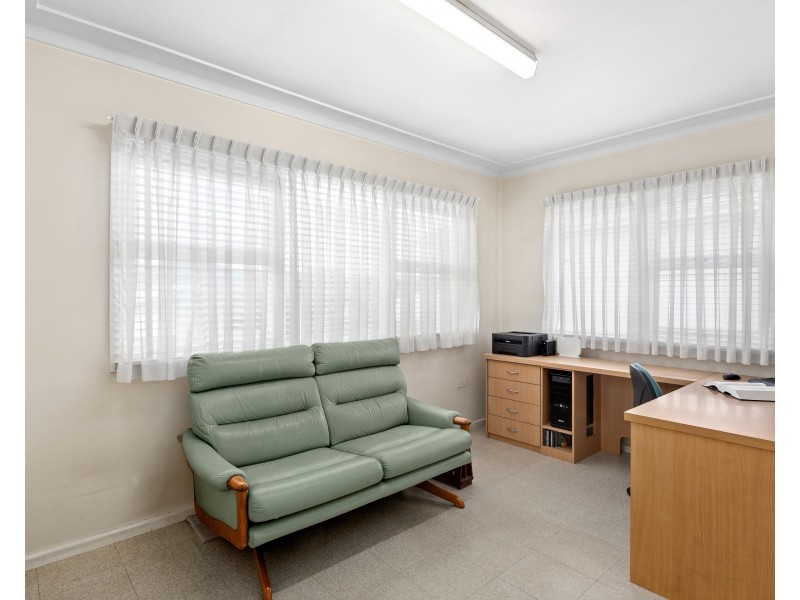 57 Birmingham St, Merrylands NSW 2160