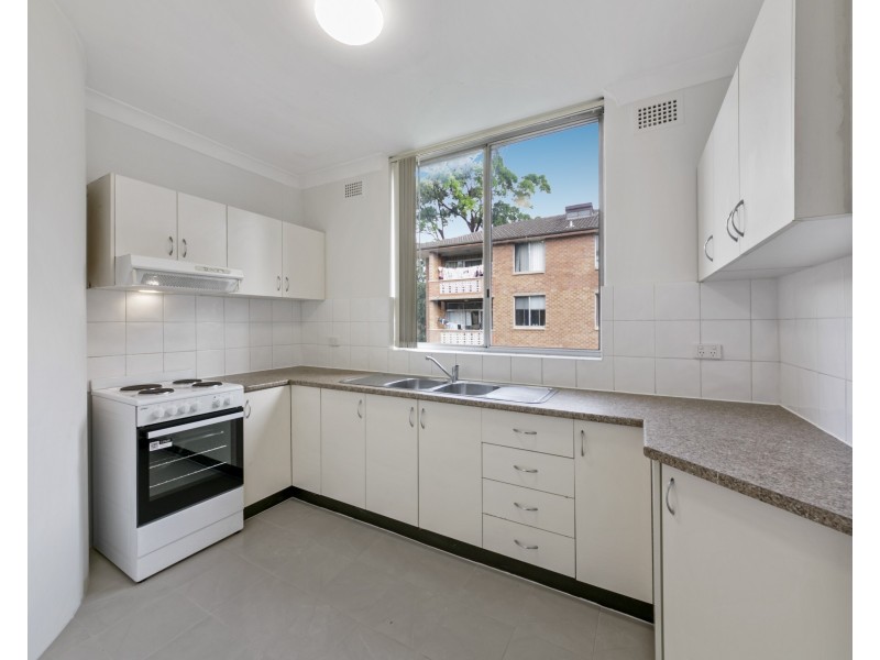 17/25 St Ann St, Merrylands NSW 2160