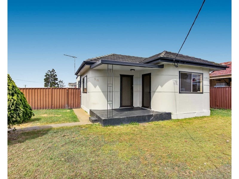 54 Hilltop Rd, Merrylands NSW 2160