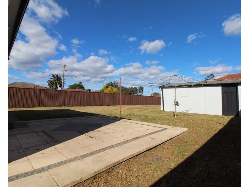 54 Hilltop Rd, Merrylands NSW 2160