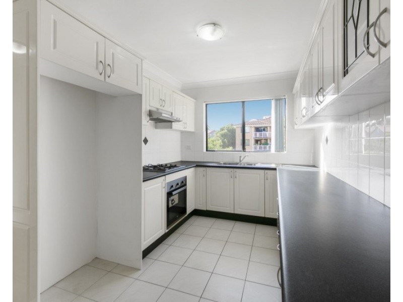 29/2-10 Mulla Rd, Yagoona NSW 2199