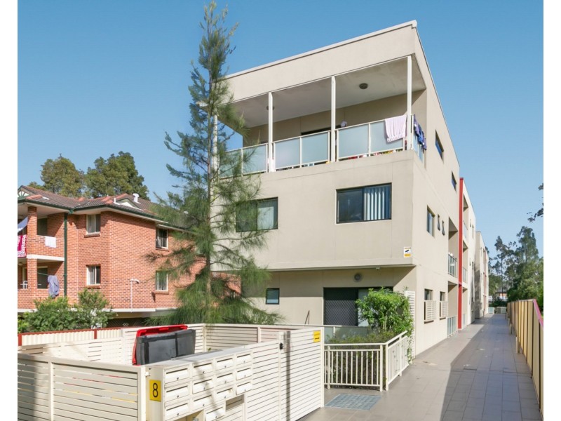 1/8 Wigram St, Harris Park NSW 2150