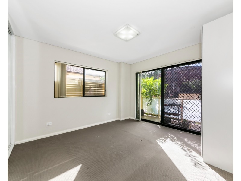 1/8 Wigram St, Harris Park NSW 2150