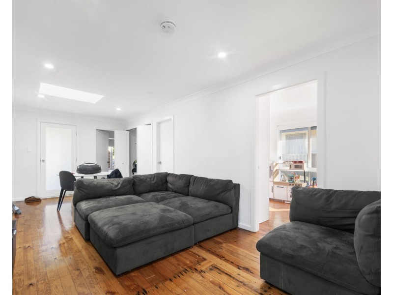 8 & 8a Capparis Circuit, Bidwill NSW 2770