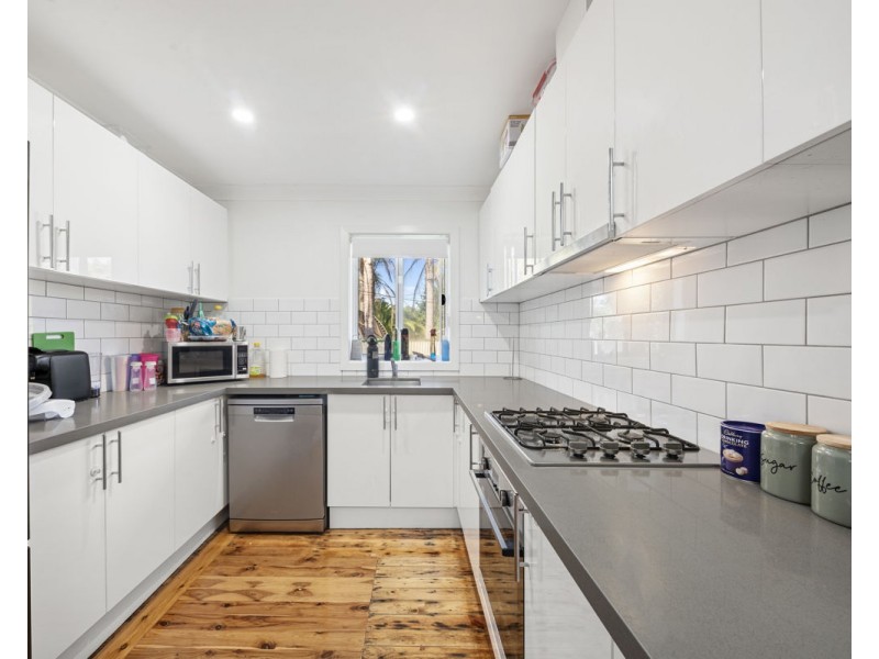 8 & 8a Capparis Circuit, Bidwill NSW 2770