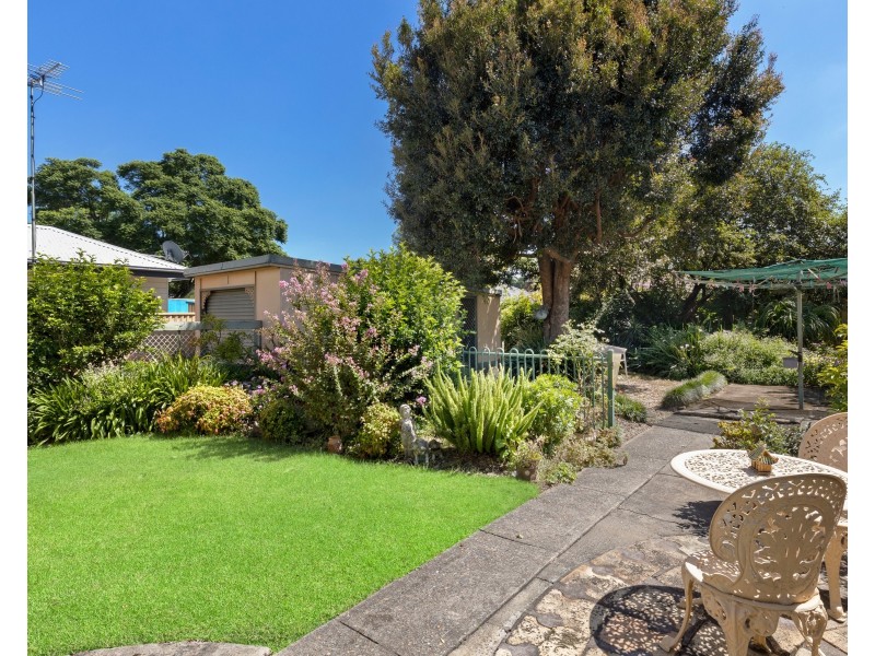 52 Brian St, Merrylands West NSW 2160