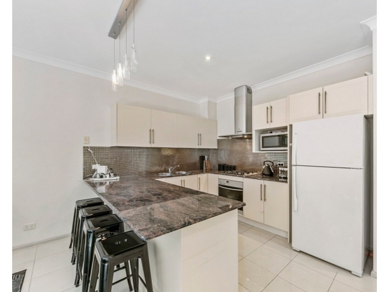 21 Bishop Av, Pemulwuy NSW 2145