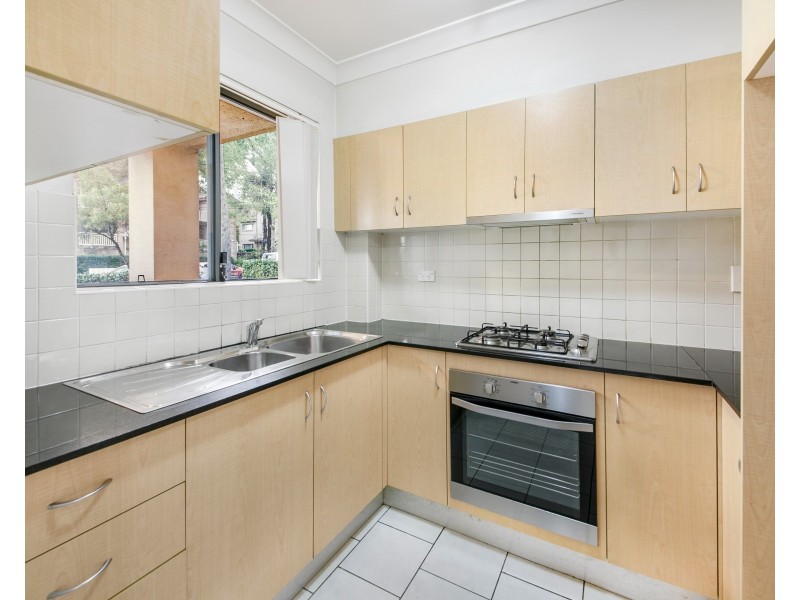 2/71 Clyde St, Guildford NSW 2161