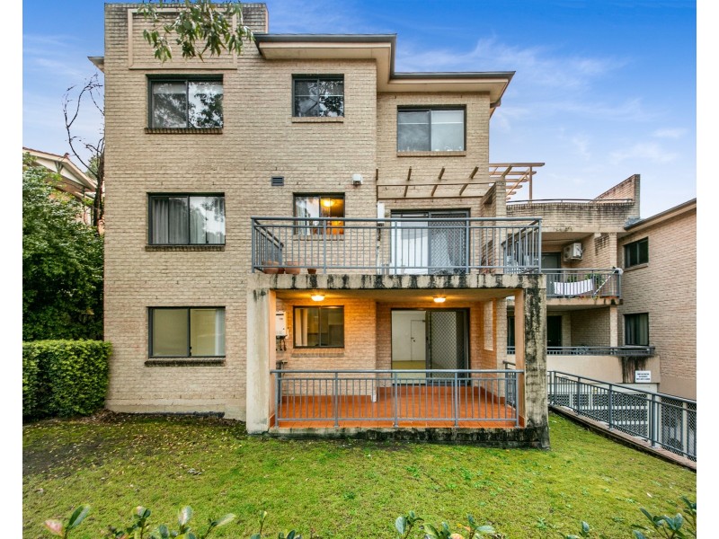 2/71 Clyde St, Guildford NSW 2161