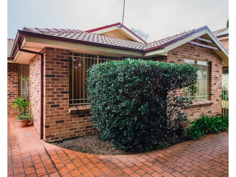 3/7 Rhonda St, Pendle Hill NSW 2145