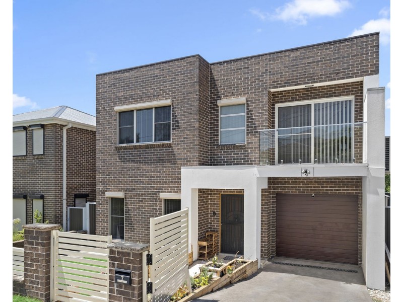 7 Walnut Street, Greystanes NSW 2145