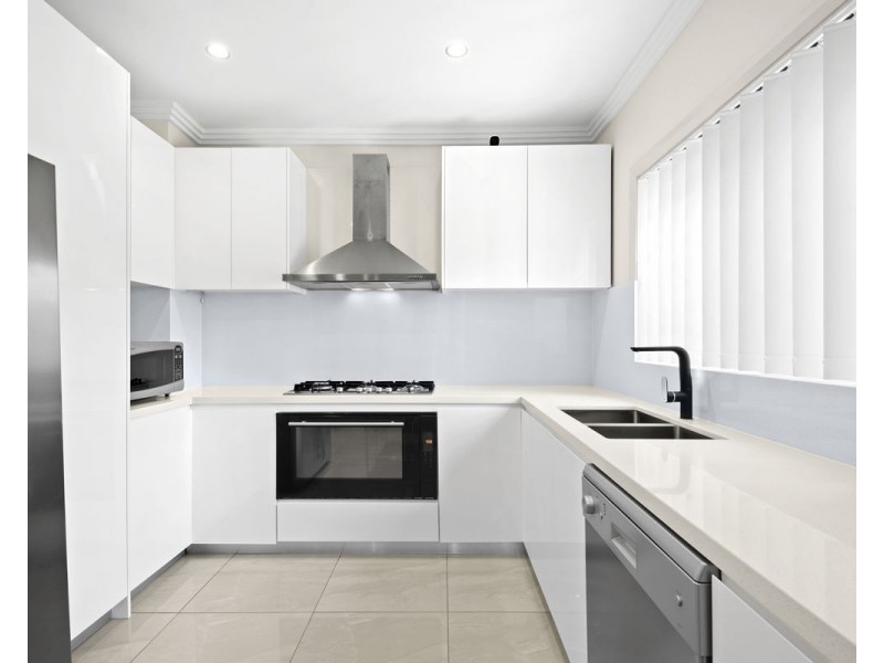 7 Walnut Street, Greystanes NSW 2145