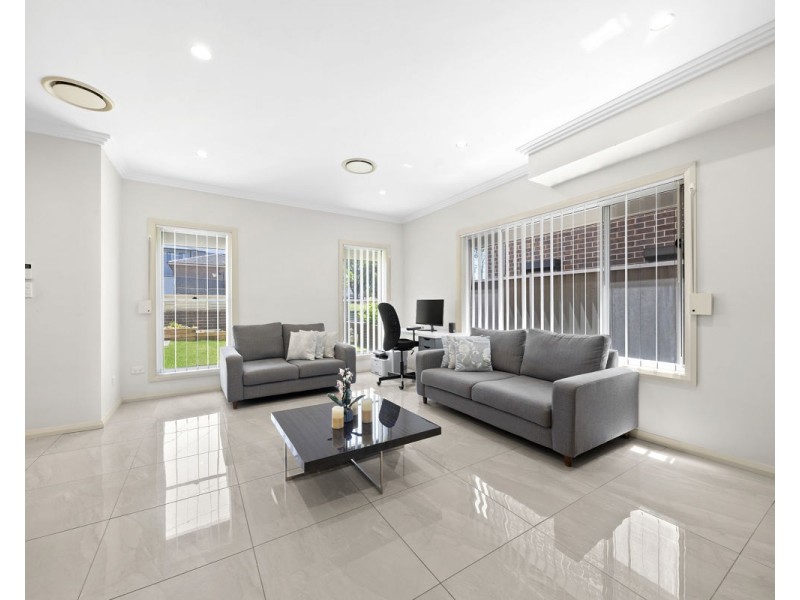 7 Walnut Street, Greystanes NSW 2145