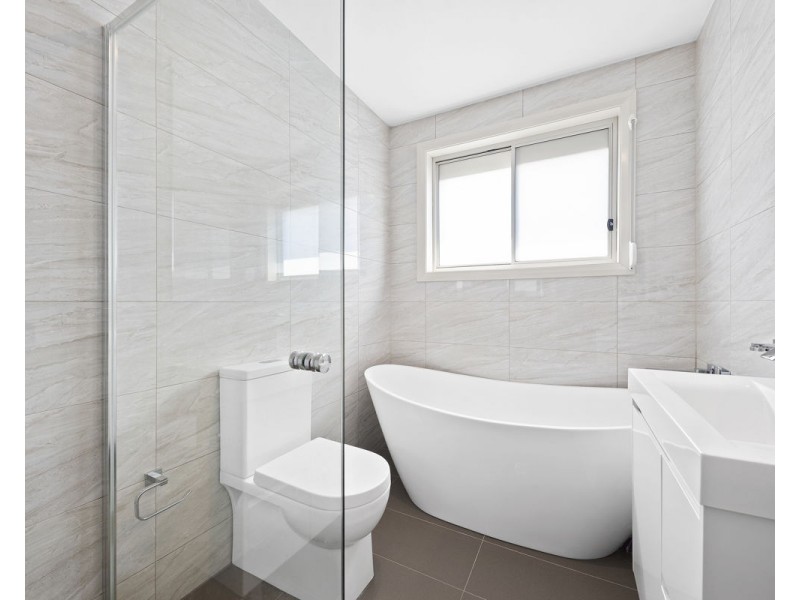 7 Walnut Street, Greystanes NSW 2145