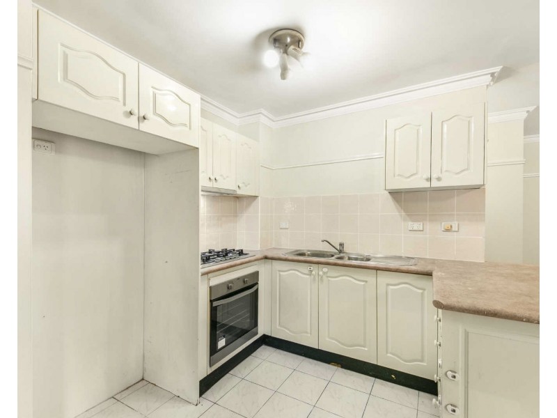 4/84 Pitt St, Granville NSW 2142