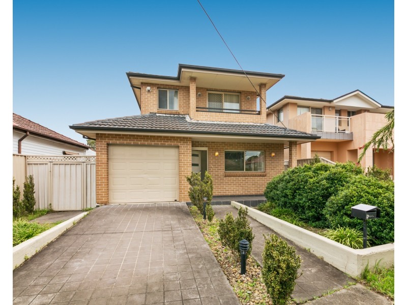 6 Barrett St, Guildford NSW 2161