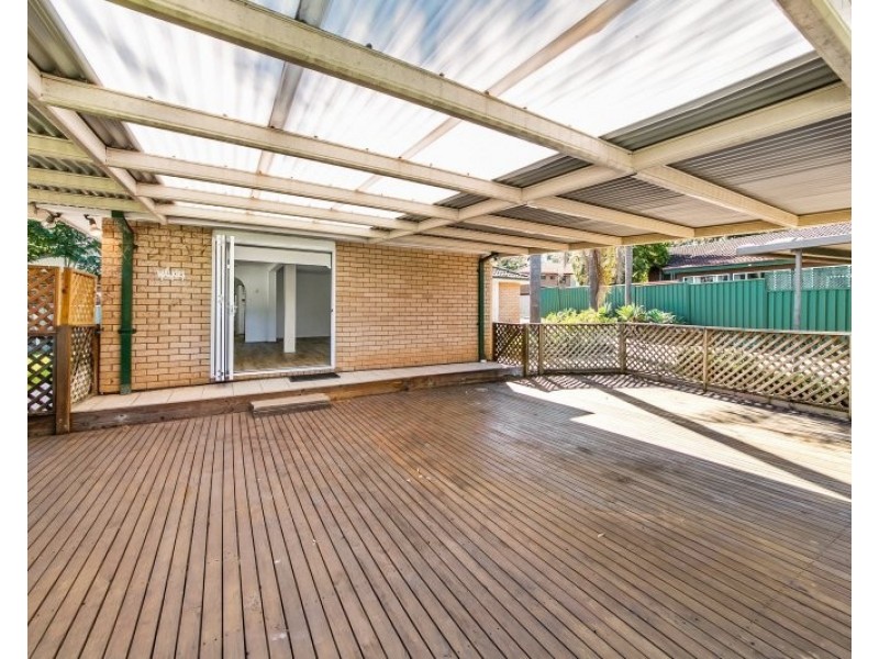 251 Madagascar Dr, Kings Park NSW 2148