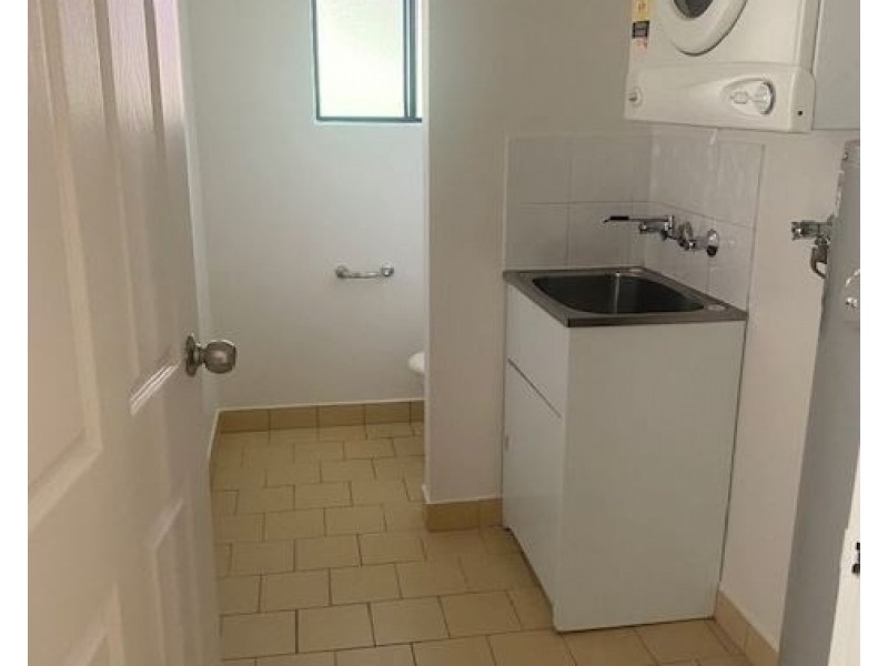 17/105 Stapleton St, Pendle Hill NSW 2145