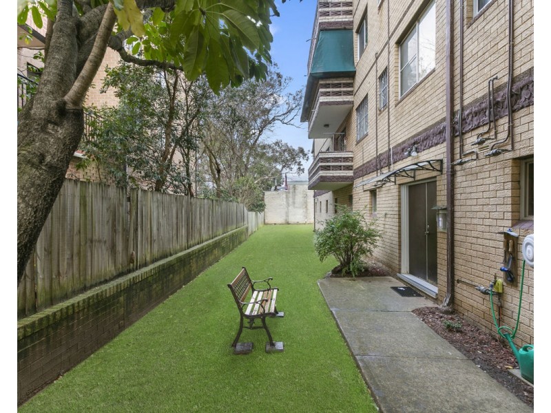 8/11-13 York Street, Fairfield NSW 2165