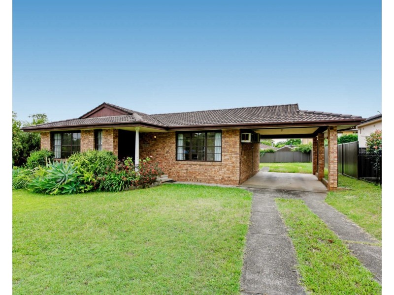 15 Solander Rd, Kings Langley NSW 2147