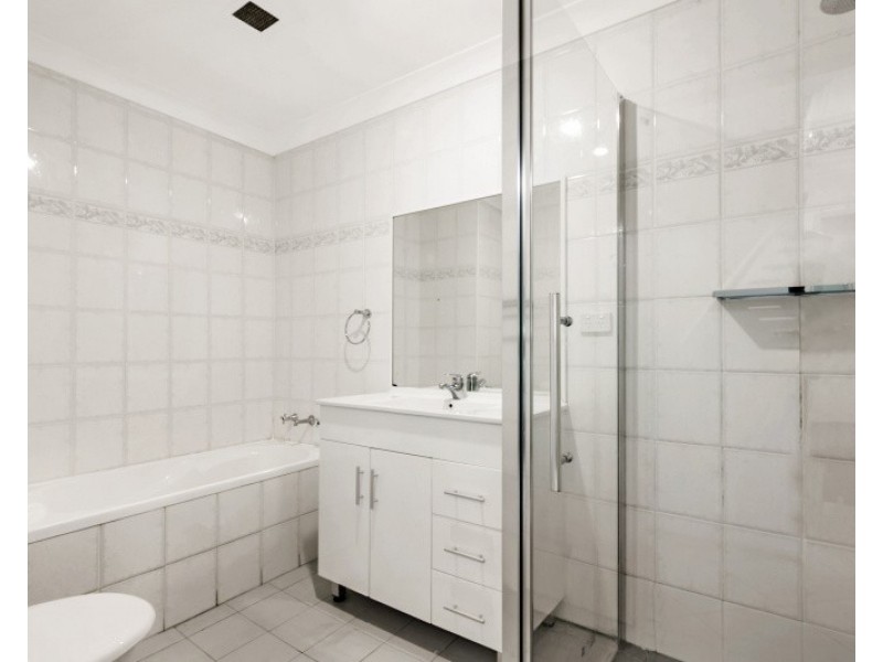 12/19 Oxford St, Merrylands NSW 2160