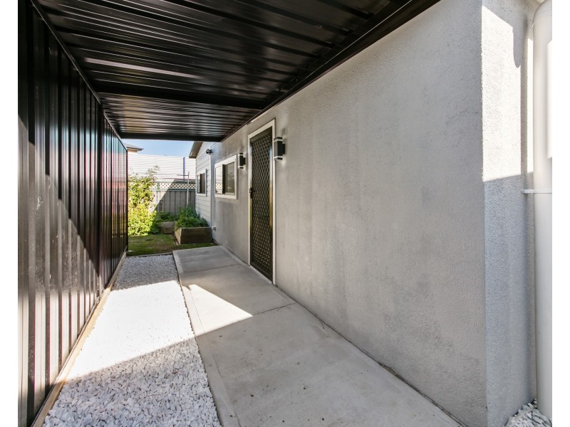 2A Dell St, Woodpark NSW 2164