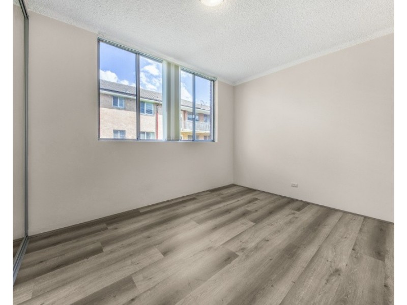 5/21 Cambridge St, Merrylands NSW 2160