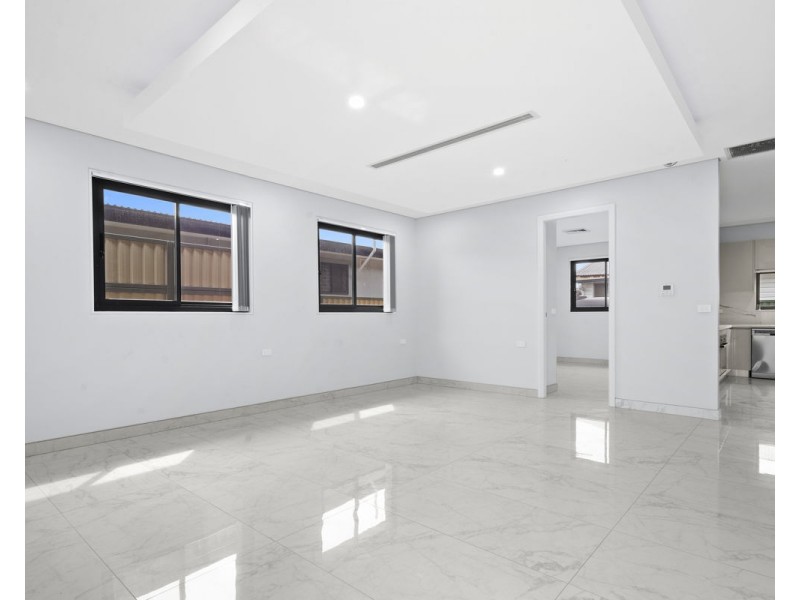 41 Woodstock Street, Guildford NSW 2161