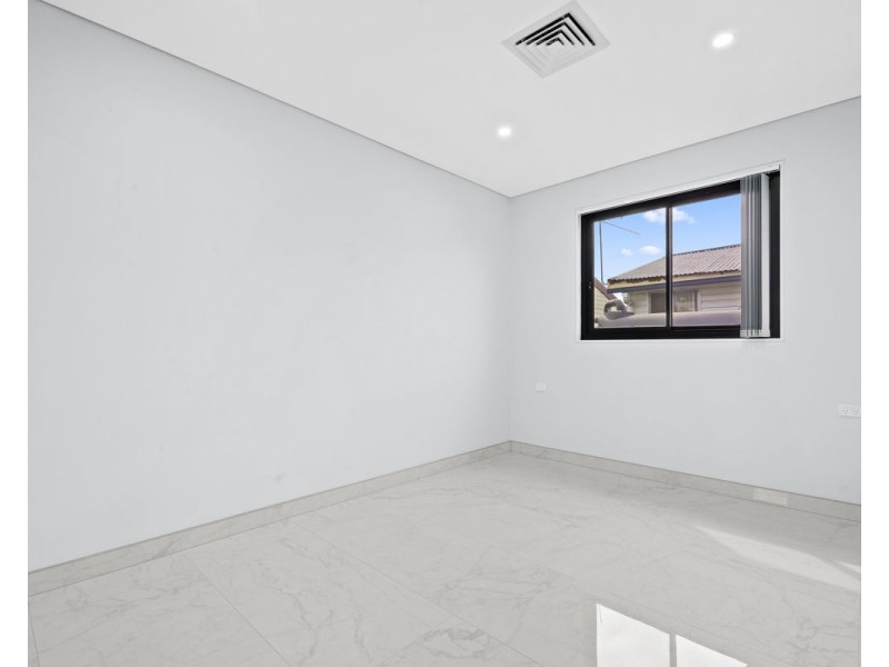 41 Woodstock Street, Guildford NSW 2161