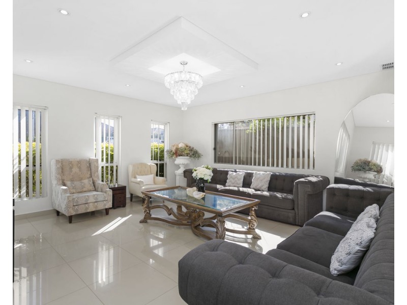 23 Queen Street, Guildford NSW 2161