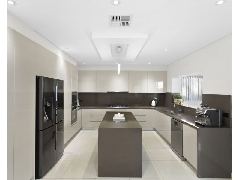 23 Queen Street, Guildford NSW 2161