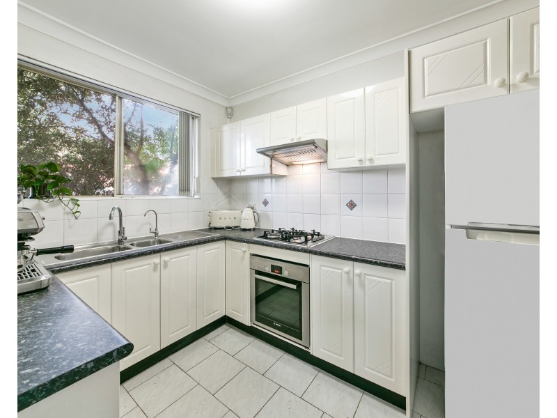 1/35-37 Windsor Rd, Merrylands NSW 2160