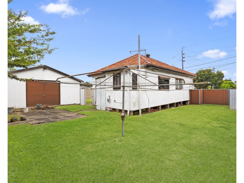 1 Hunt Street, Guildford NSW 2161