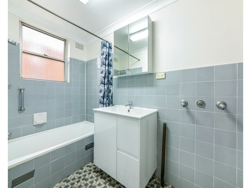 8/23 St Ann St, Merrylands NSW 2160