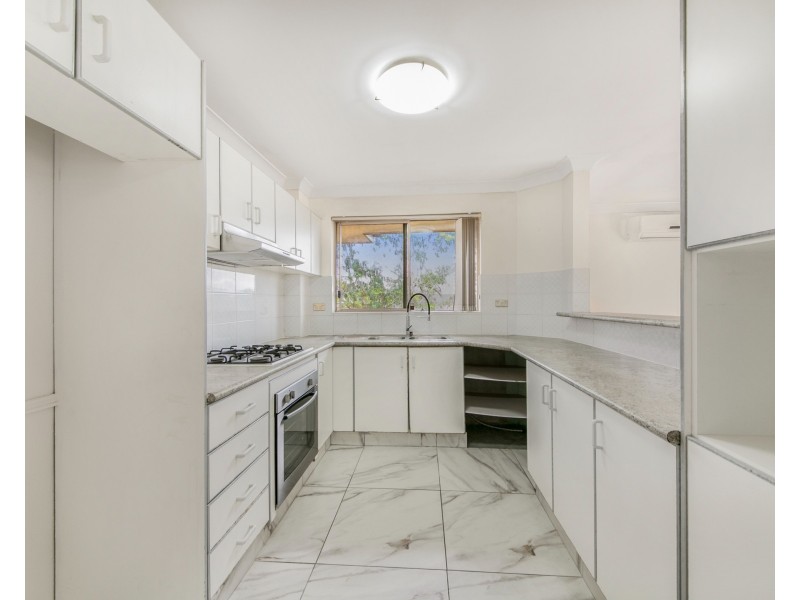 6/1-3 Windsor Rd, Merrylands NSW 2160