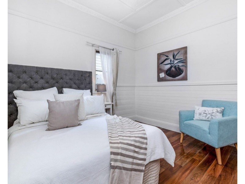 1 Rossiter St, Granville NSW 2142