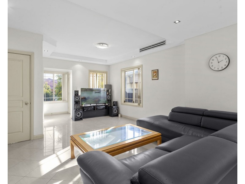 48 Ringrose Avenue, Greystanes NSW 2145