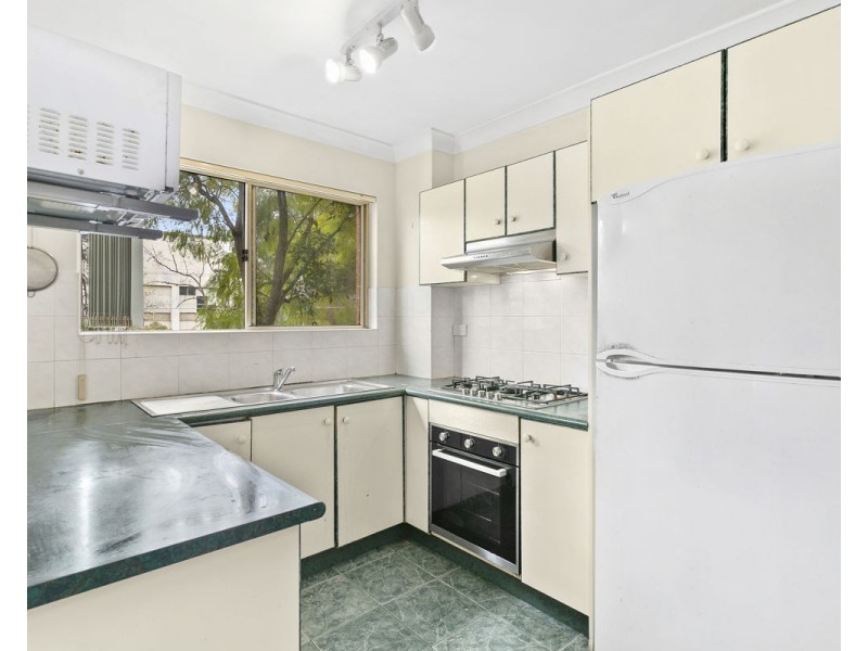 4/221-223 Dunmore Street, Pendle Hill NSW 2145