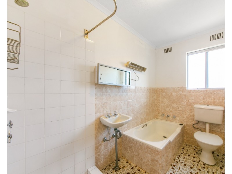 08/37 Calliope St, Guildford NSW 2161