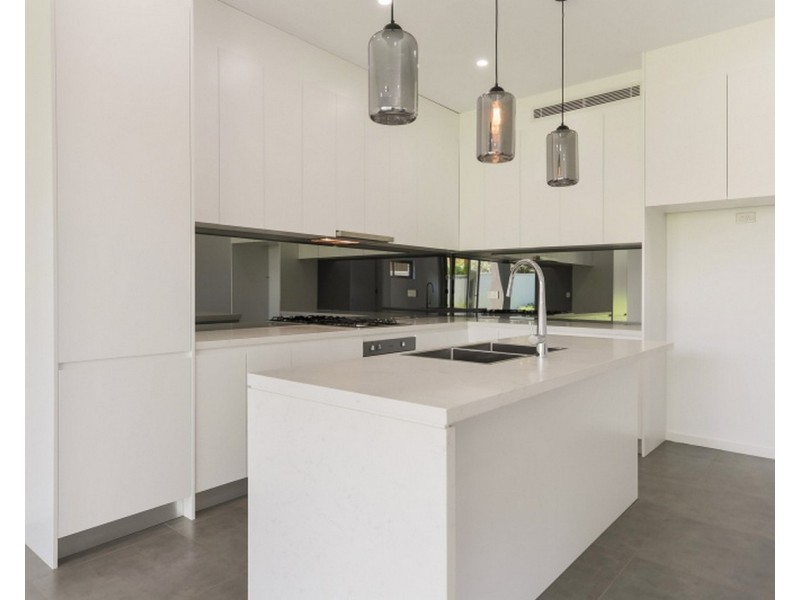 182 Greystanes Rd, Greystanes NSW 2145