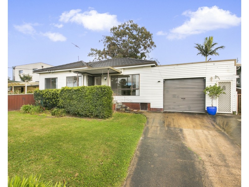 2 Lennox St, Old Toongabbie NSW 2146