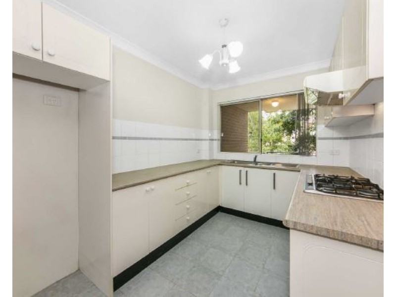 2/79-85 Stapleton St, Pendle Hill NSW 2145