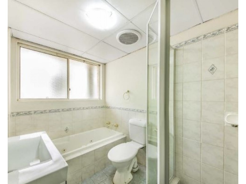 2/79-85 Stapleton St, Pendle Hill NSW 2145