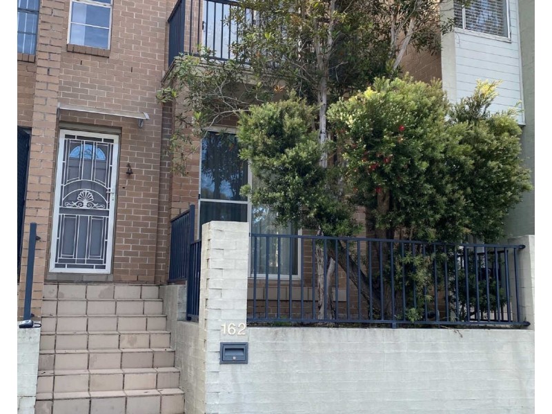 162 Driftway Dr, Pemulwuy NSW 2145